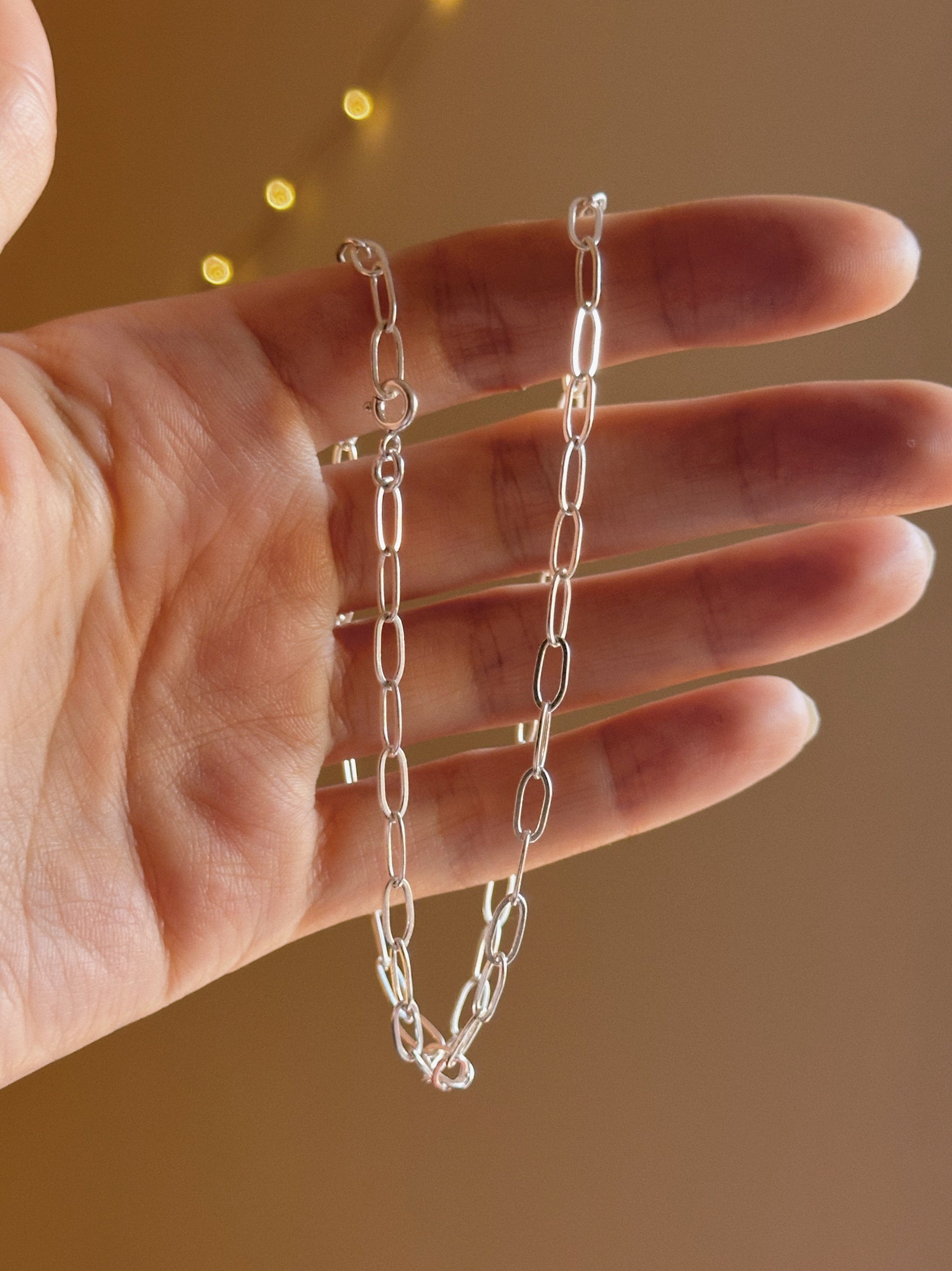 Daisy charm keeper necklace chain